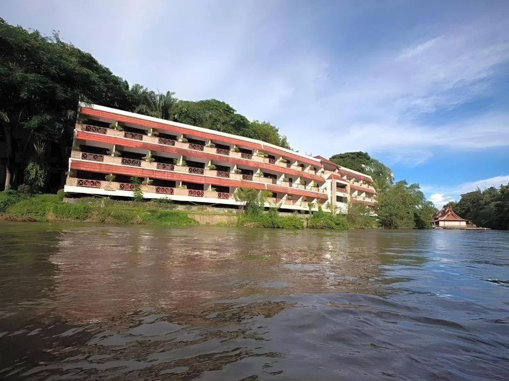 River Kwai Village Hotel