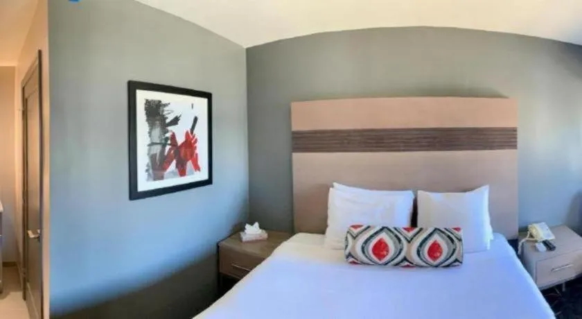 Bed in Pacific Motor Inn