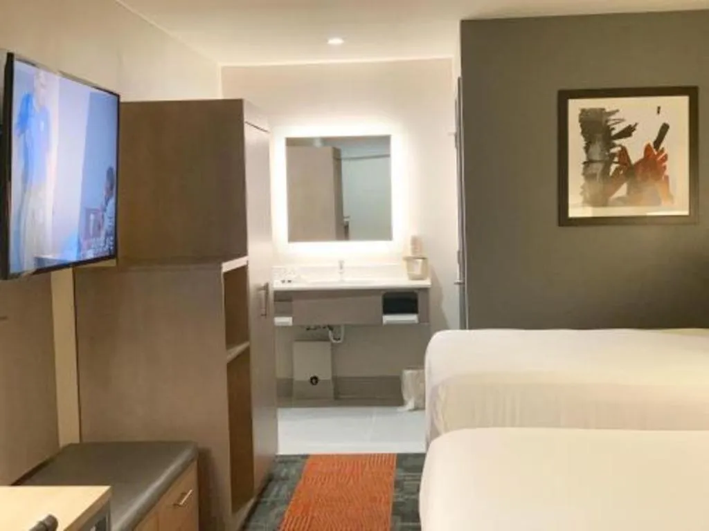 Bed in Pacific Motor Inn