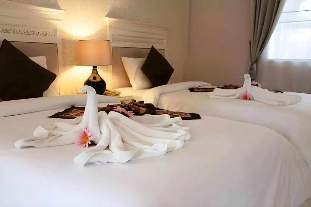 Bed in Amarin Resort