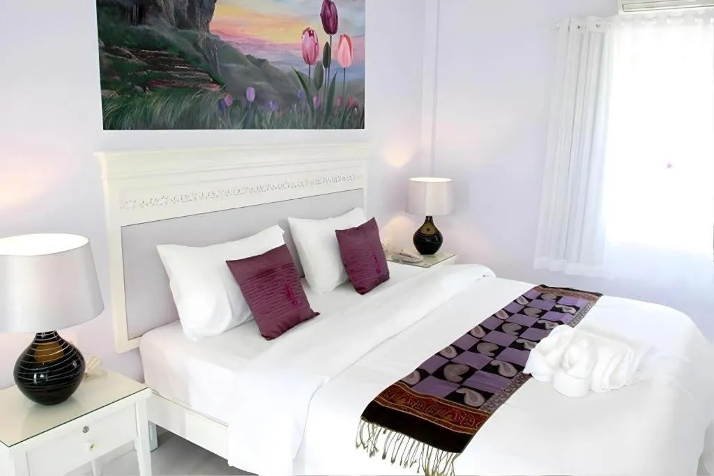 Bed in Amarin Resort