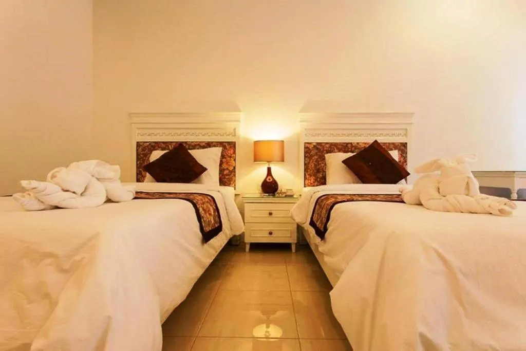 Bed in Amarin Resort