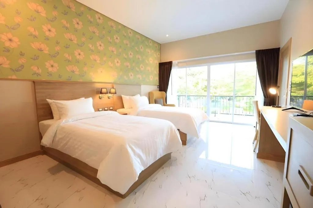 Bed in Amarin Resort