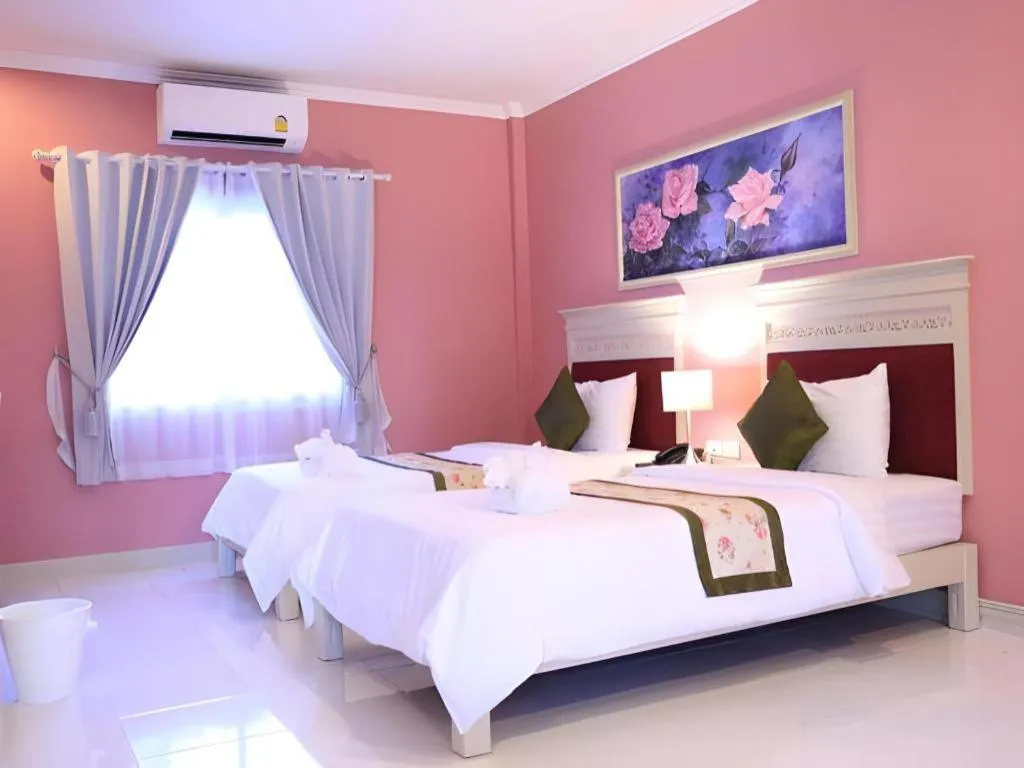 Bed in Amarin Resort