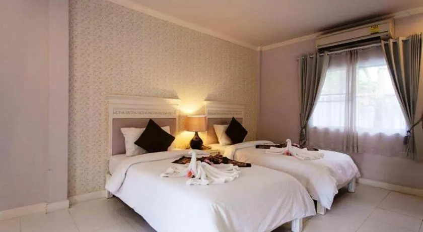 Bed in Amarin Resort