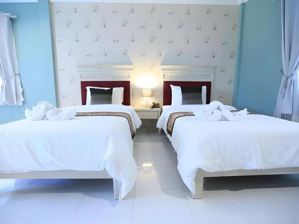 Bed in Amarin Resort
