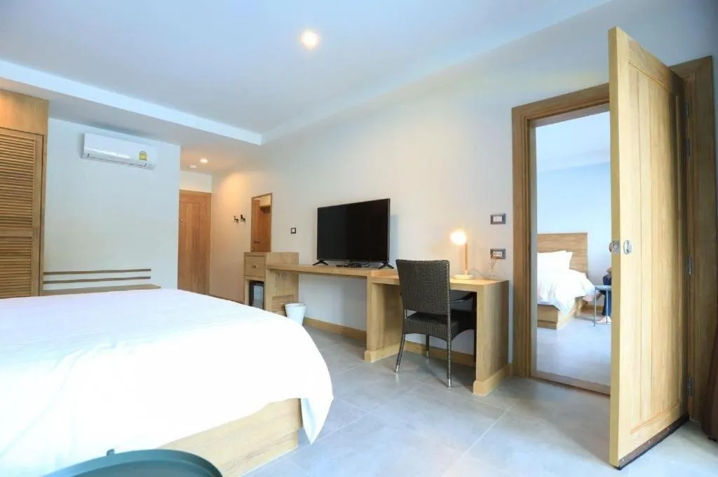 Bed in Amarin Resort