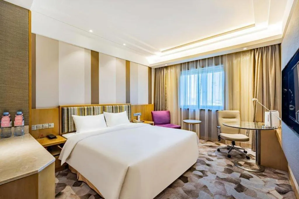 Bed in Grand Skylight Catic Hotel