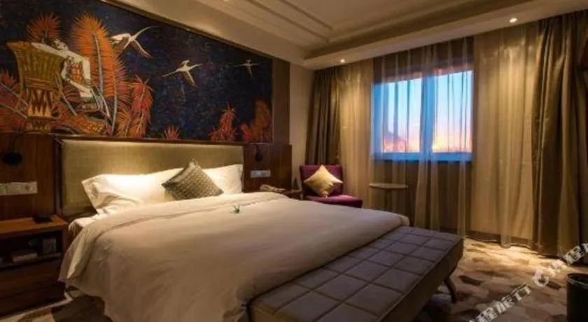 Bed in Grand Skylight Catic Hotel