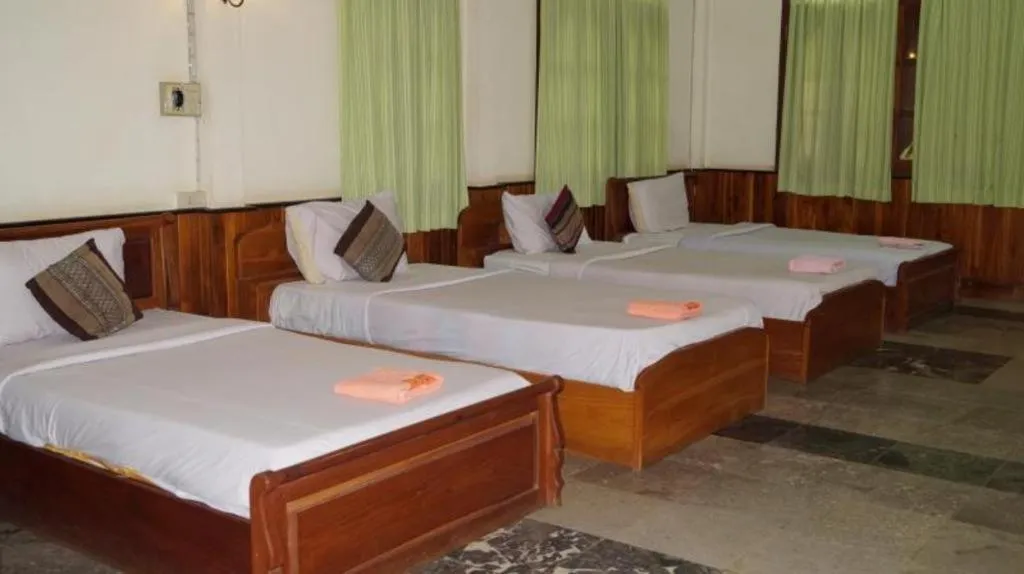 Bed in Champa Residence Hotel