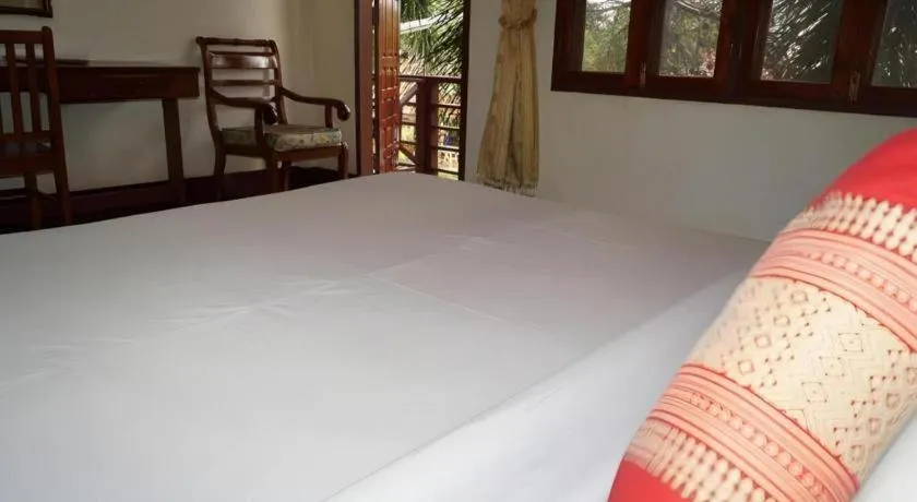 Bed in Champa Residence Hotel