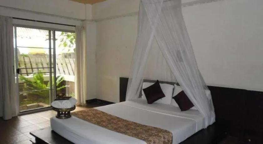 Bed in Baan Pim