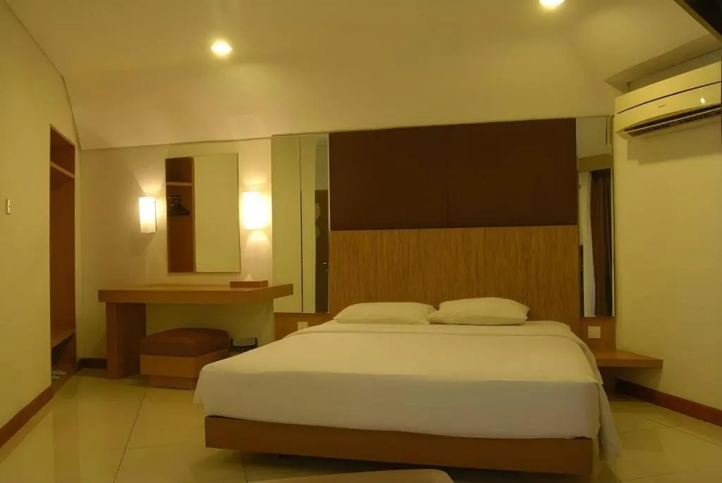 Bed in Putri Duyung Ancol