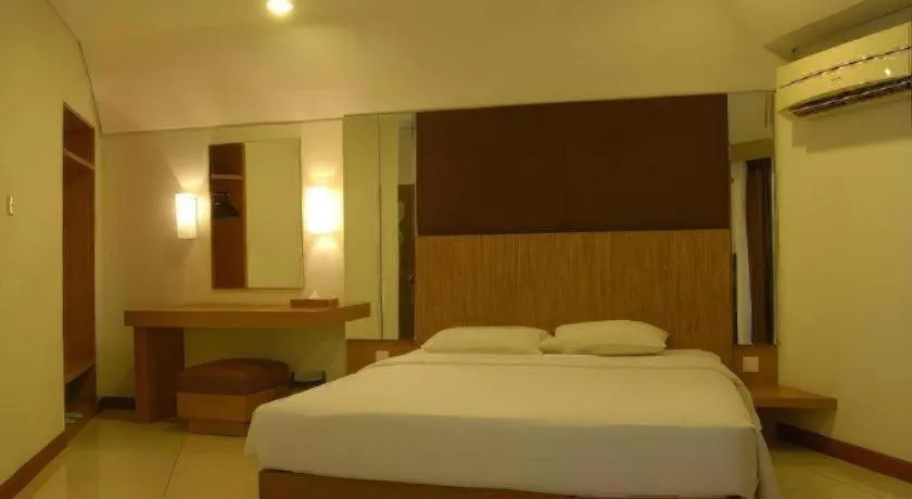 Bed in Putri Duyung Ancol
