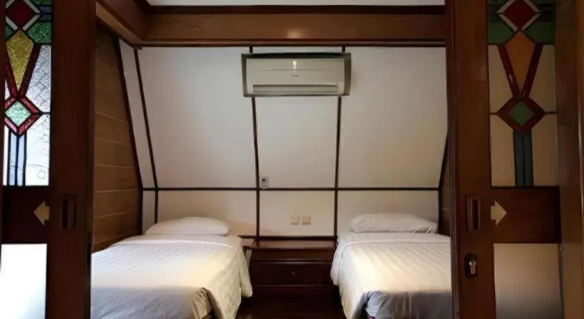 Bed in Putri Duyung Ancol
