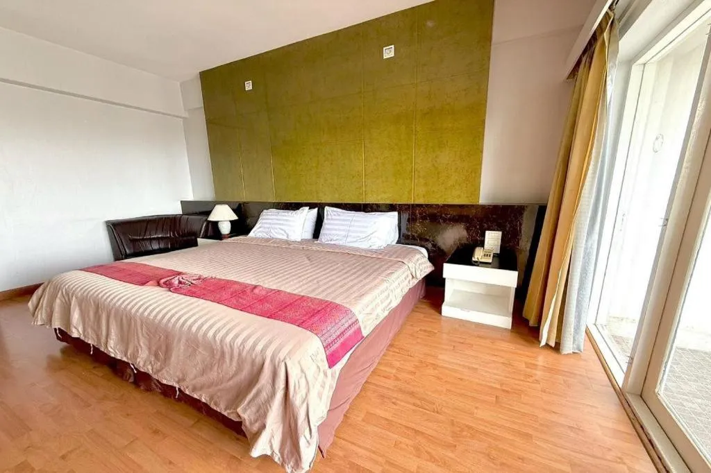 Bed in Pailyn Phitsanulok Hotel