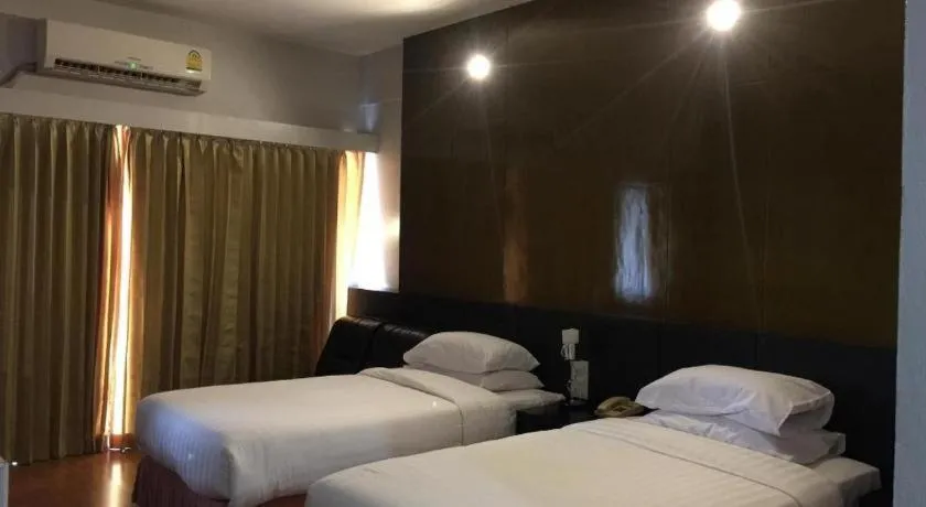 Bed in Pailyn Phitsanulok Hotel
