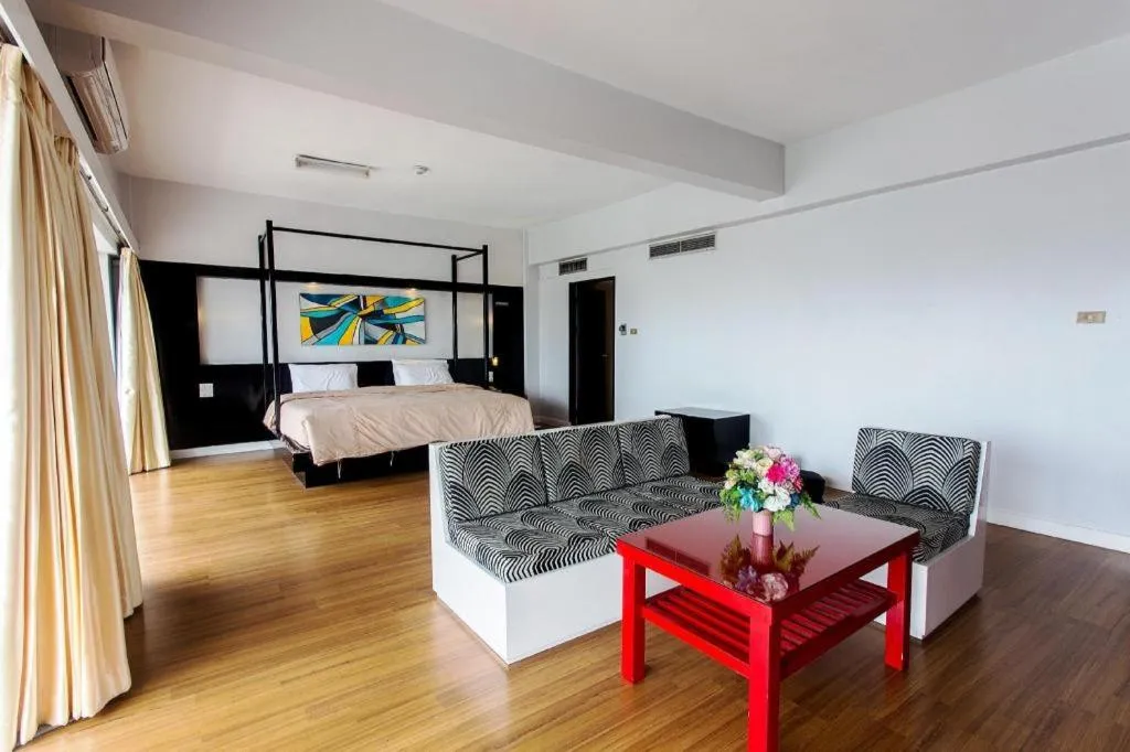 Bed in Pailyn Phitsanulok Hotel