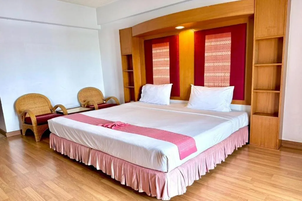 Bed in Pailyn Phitsanulok Hotel