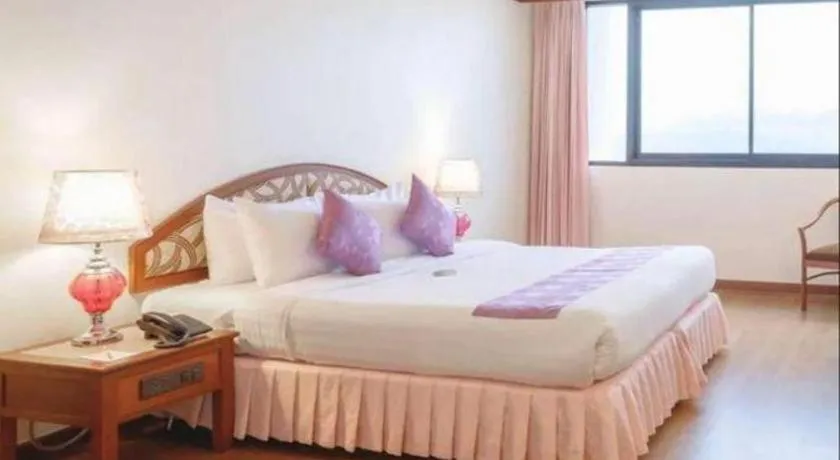Bed in K.P. Grand Hotel Chanthaburi
