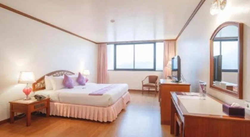 Bed in K.P. Grand Hotel Chanthaburi