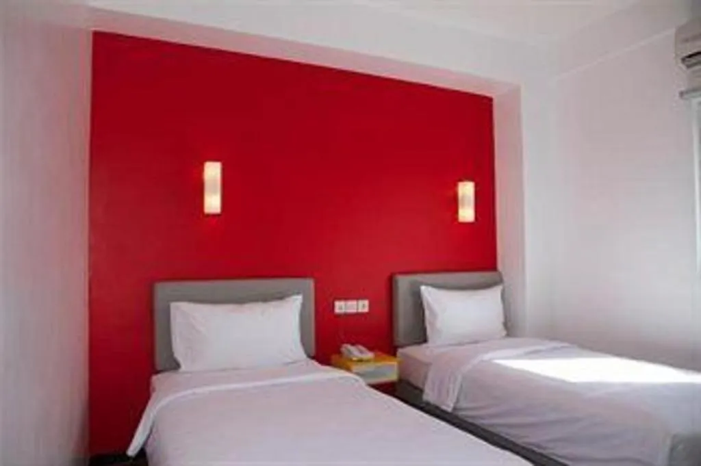 Bed in Amaris Hotel Ambon