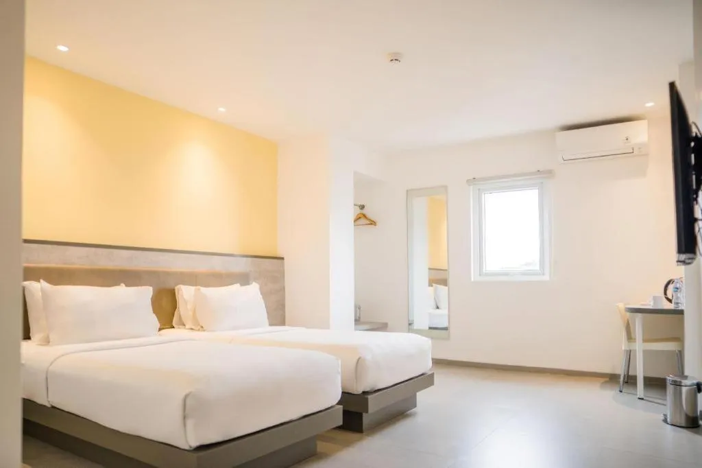 Bed in Amaris Hotel Ambon