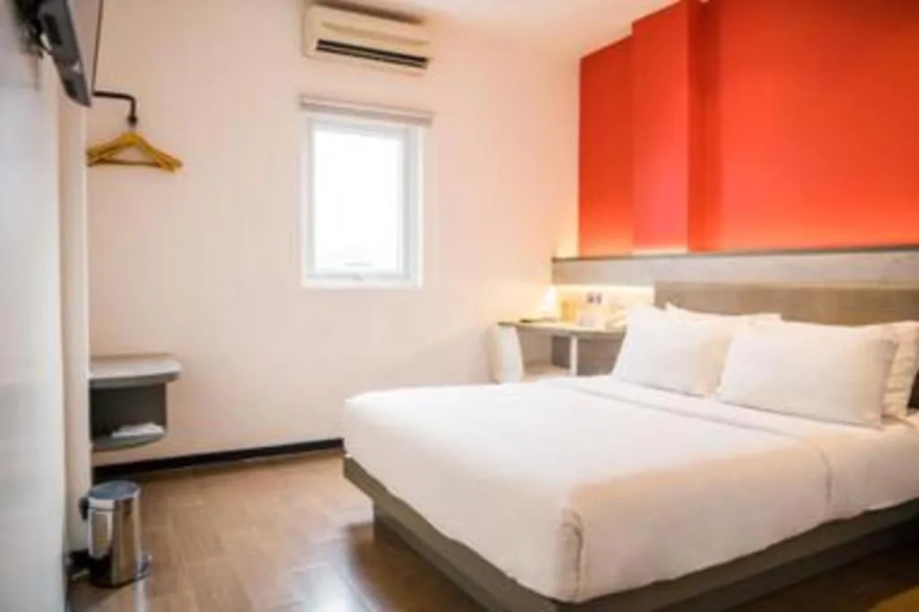 Bed in Amaris Hotel Ambon