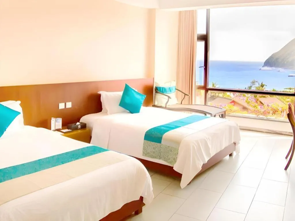 Bed in Sanya Luyi Sea View Hotel