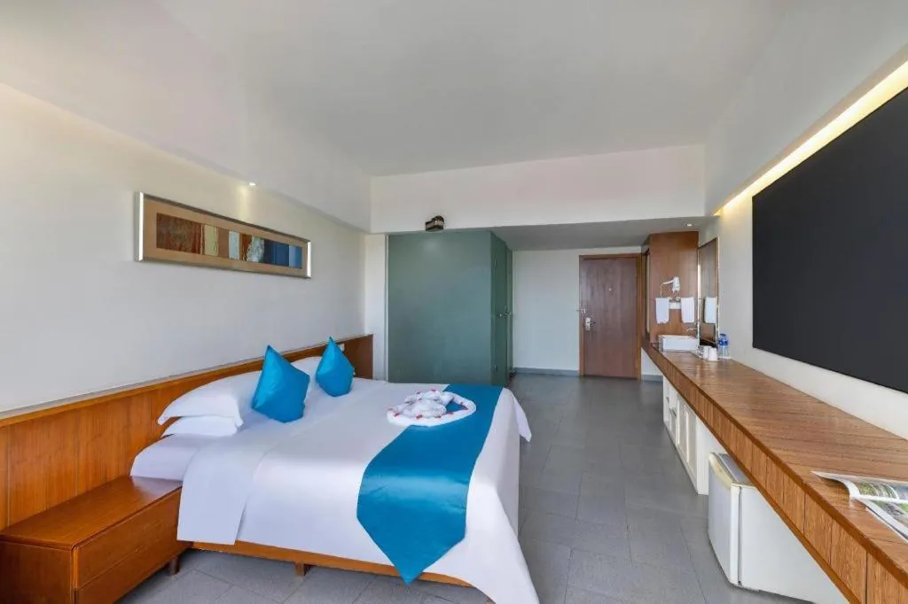 Bed in Sanya Luyi Sea View Hotel