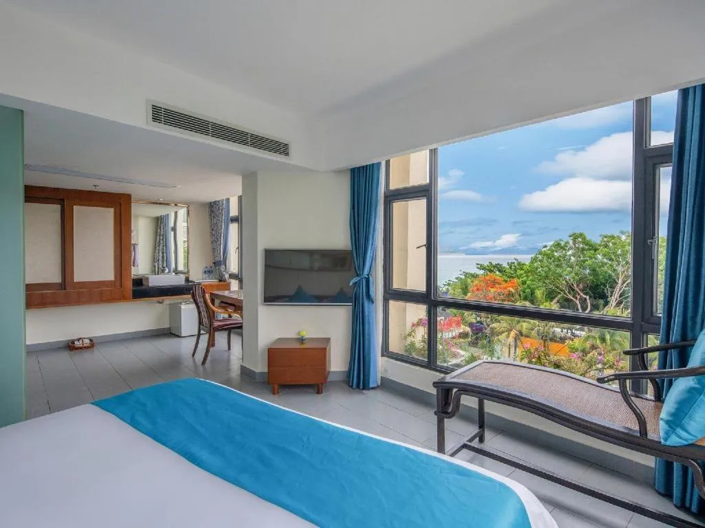 Bed in Sanya Luyi Sea View Hotel