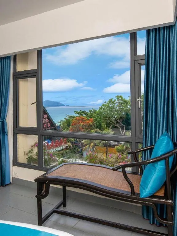 Sanya Luyi Sea View Hotel