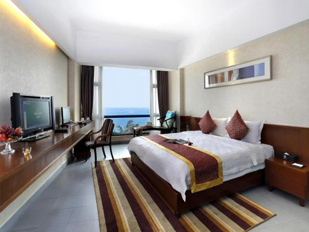 Bed in Sanya Luyi Sea View Hotel