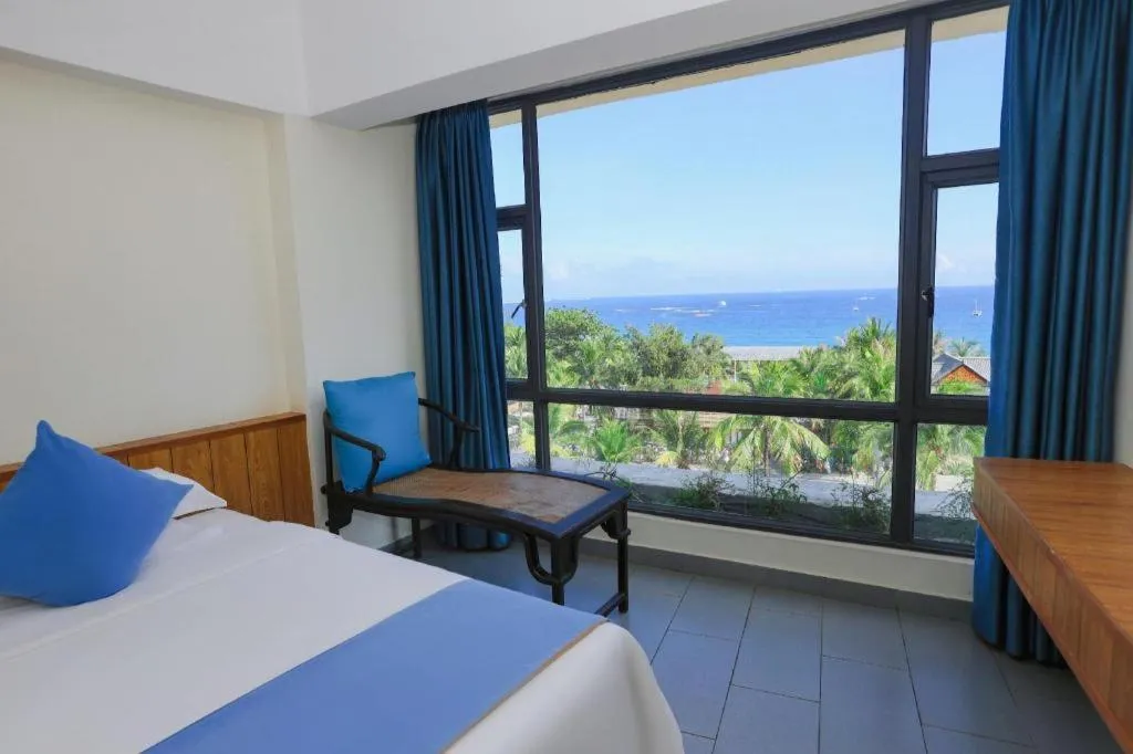 Bed in Sanya Luyi Sea View Hotel