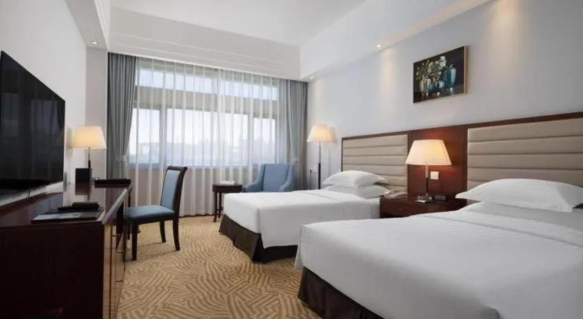 Bed in Paradise Jinjiang Hotel