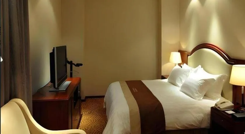 Bed in Paradise Jinjiang Hotel