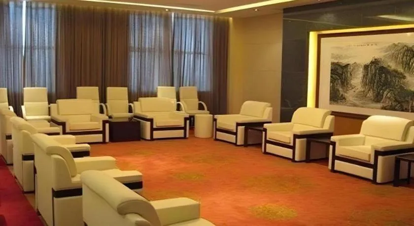 Paradise Jinjiang Hotel