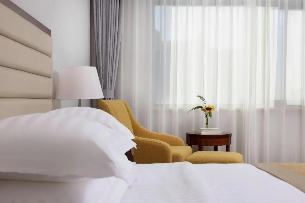 Bed in Paradise Jinjiang Hotel