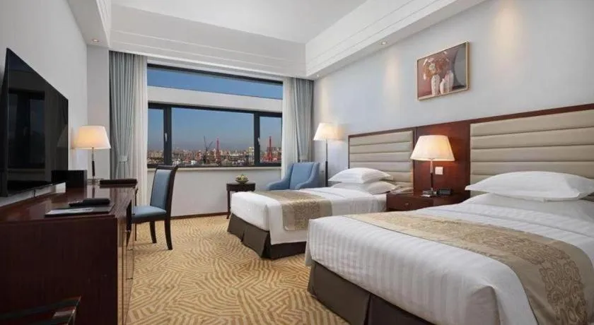 Bed in Paradise Jinjiang Hotel