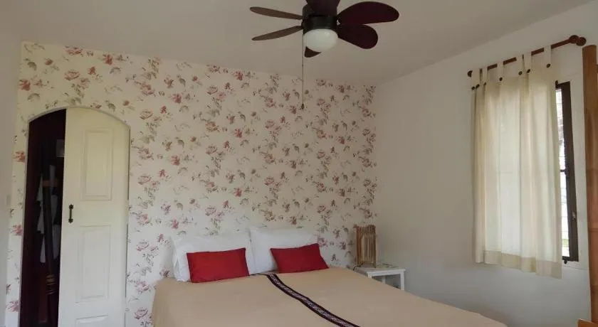 Bed in Him Naam Pai Resort