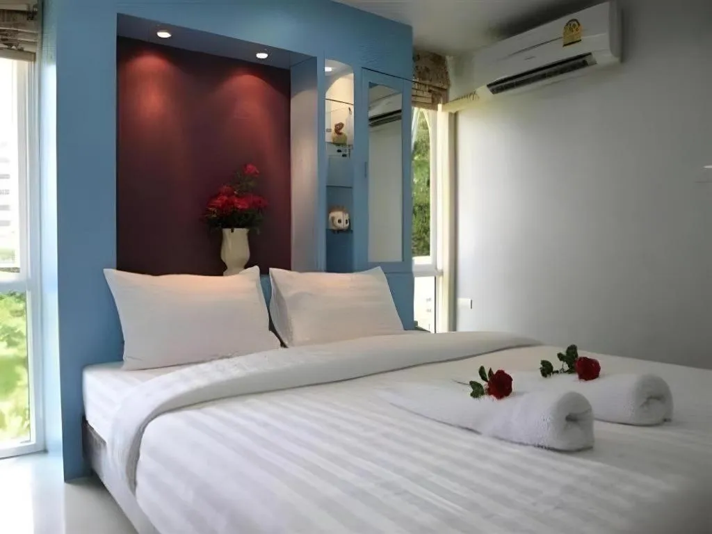 Bed in Huay Kaew Palace 1 Hotel