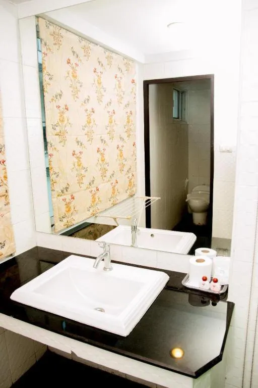 Huay Kaew Palace 1 Hotel