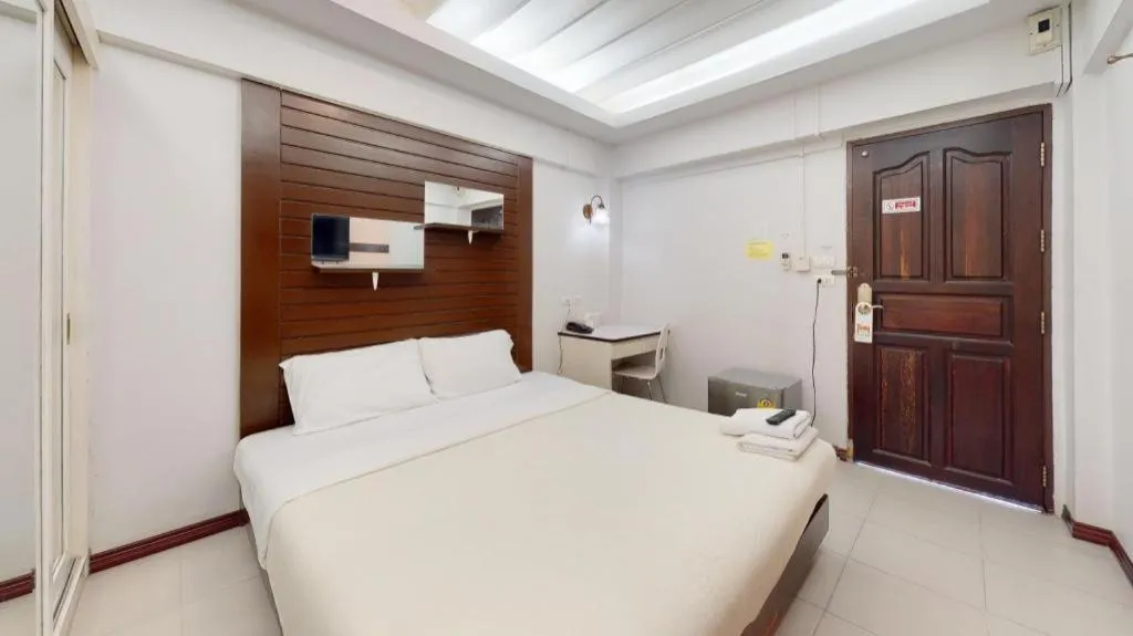 Bed in Huay Kaew Palace 1 Hotel