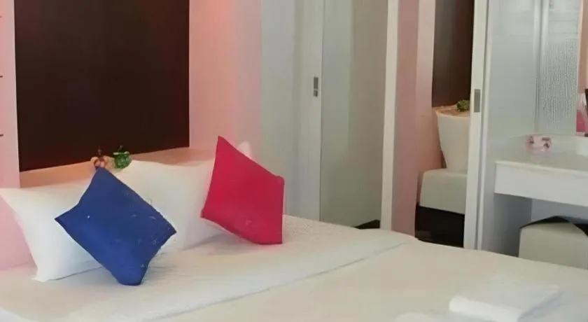 Bed in Huay Kaew Palace 1 Hotel