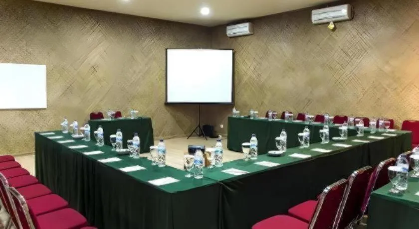 Sambi Resort, Spa & Resto