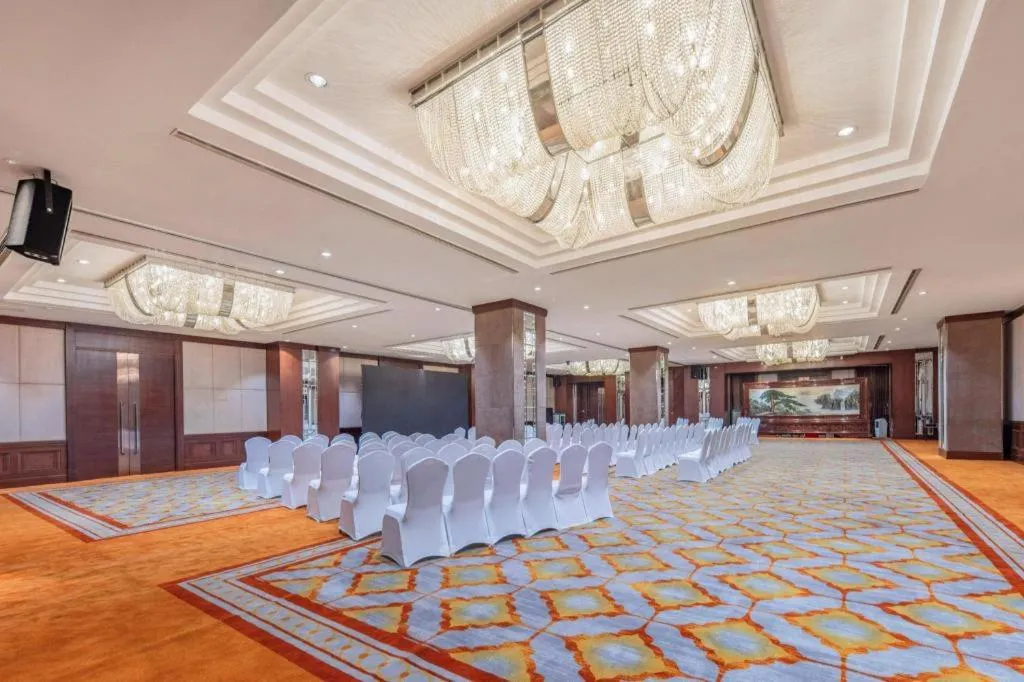 Grand Soluxe Zhongyou Hotel