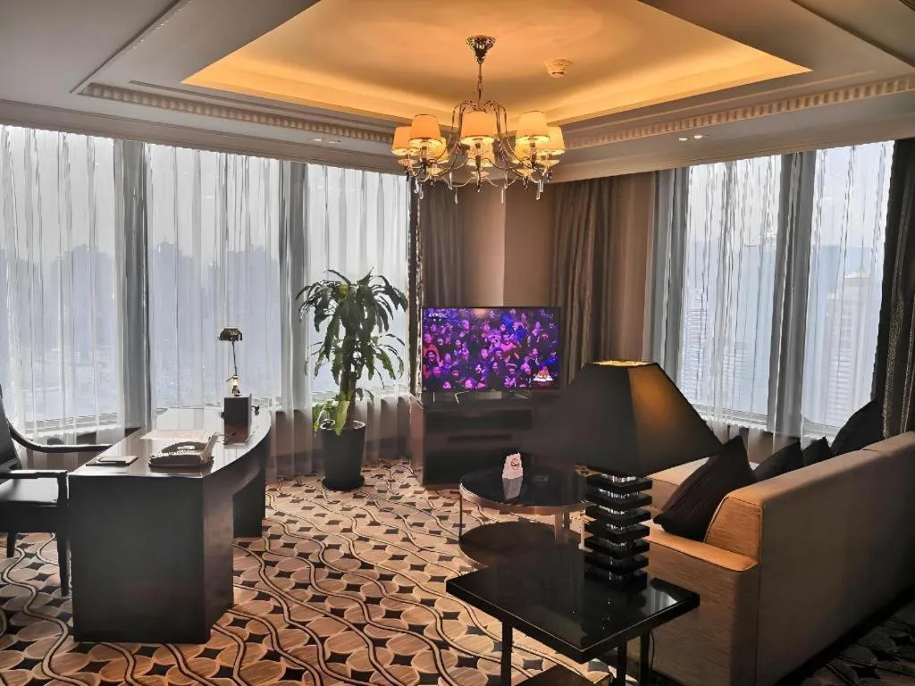 Grand Soluxe Zhongyou Hotel