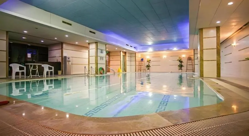 Grand Soluxe Zhongyou Hotel