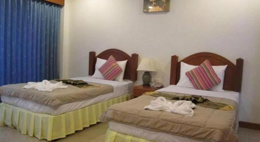 Bed in MT Hotel Patong