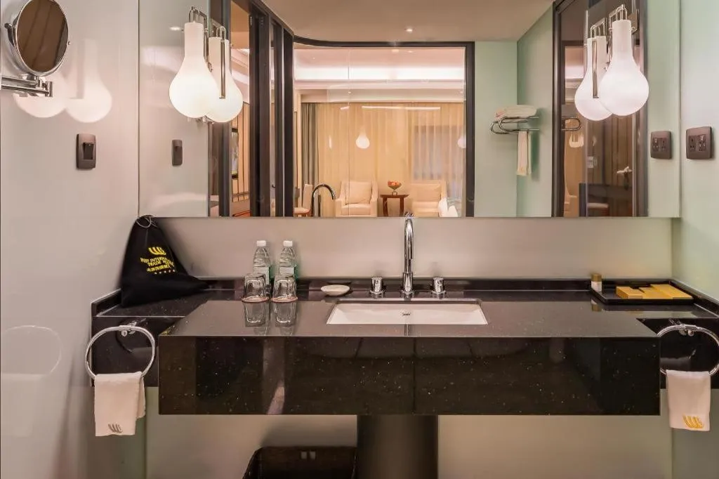 West International Trade Grand Hotel